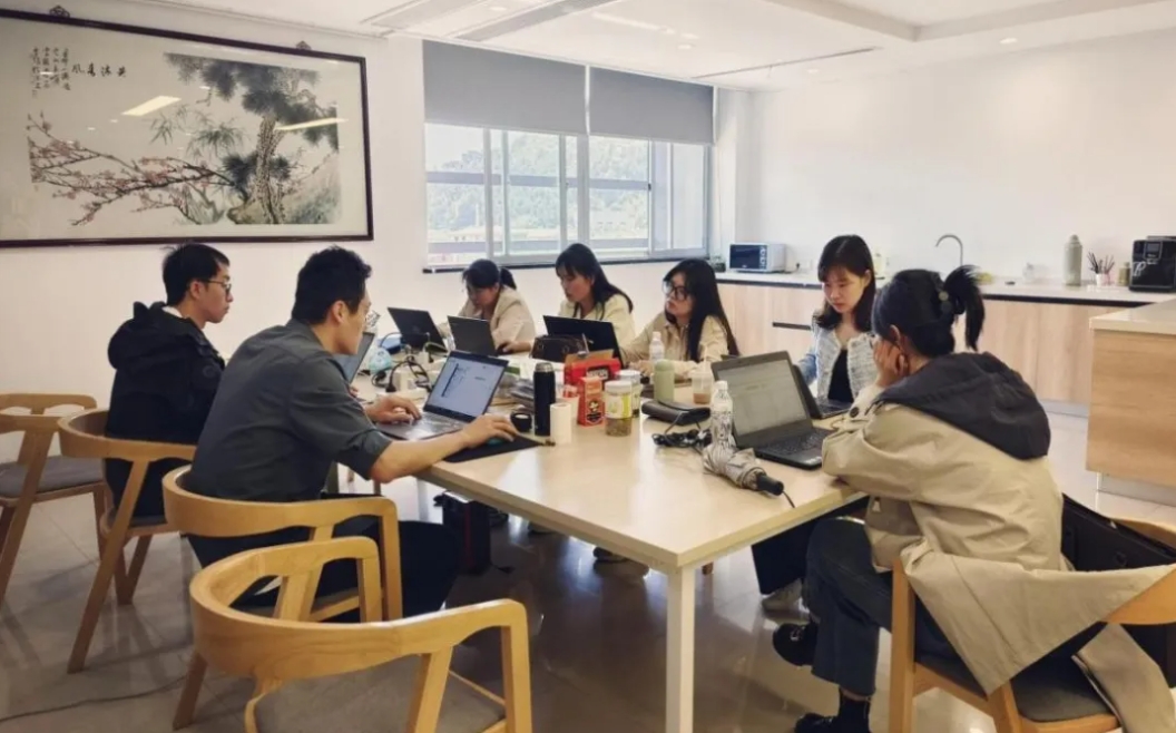 ���Ǹ��� нЧ˫�������ڶ���BIPн������ר����ѵ�ֳɾ���